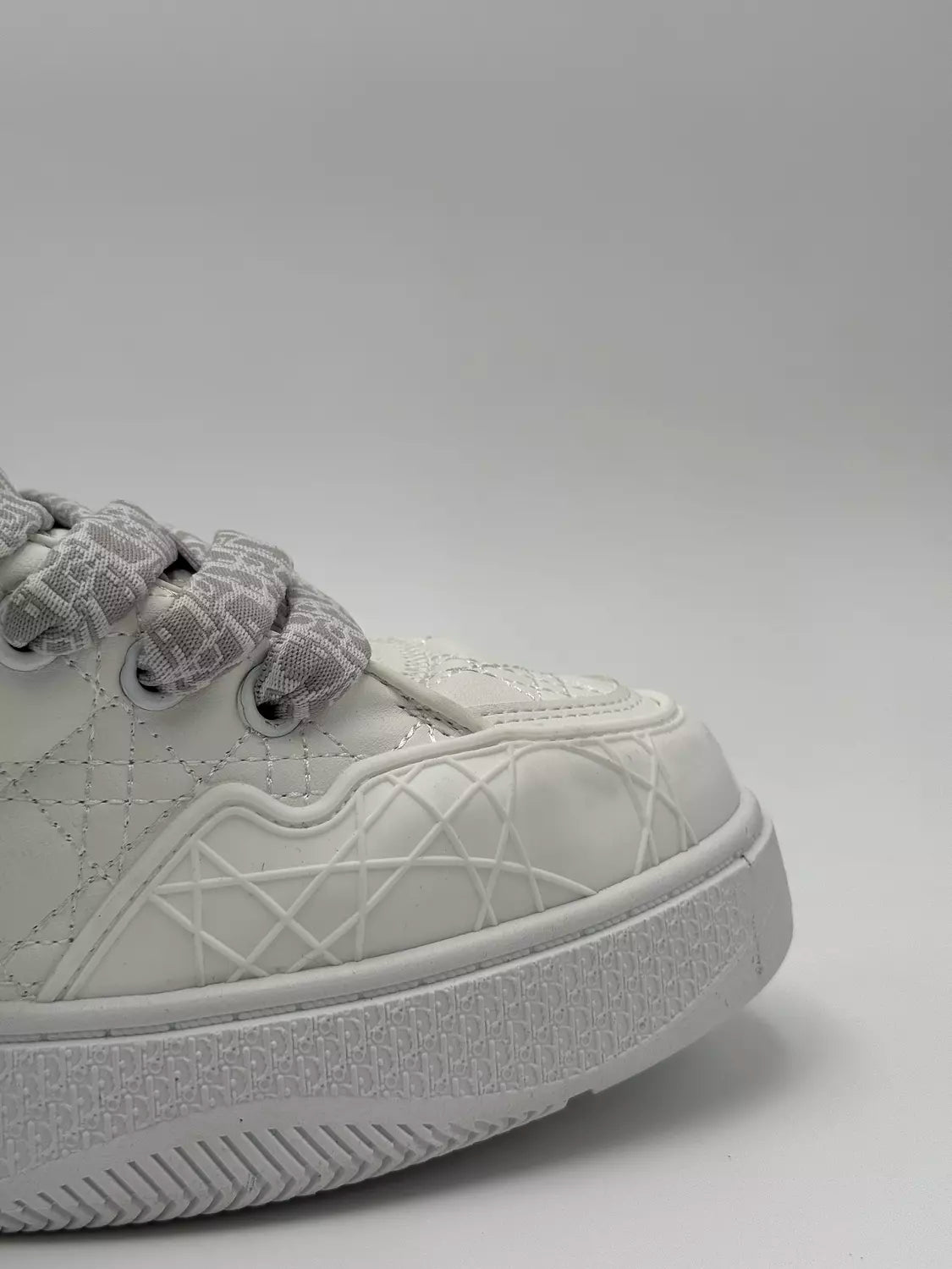 Dior B9S ERL "white"