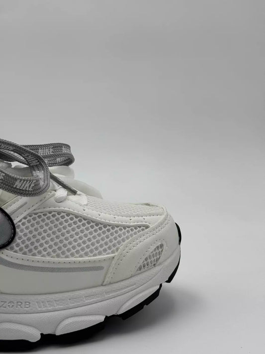 Nike Air Max Moto 2K "metallic silve"