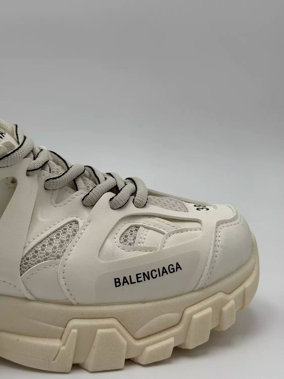Balenciaga Track "cream"