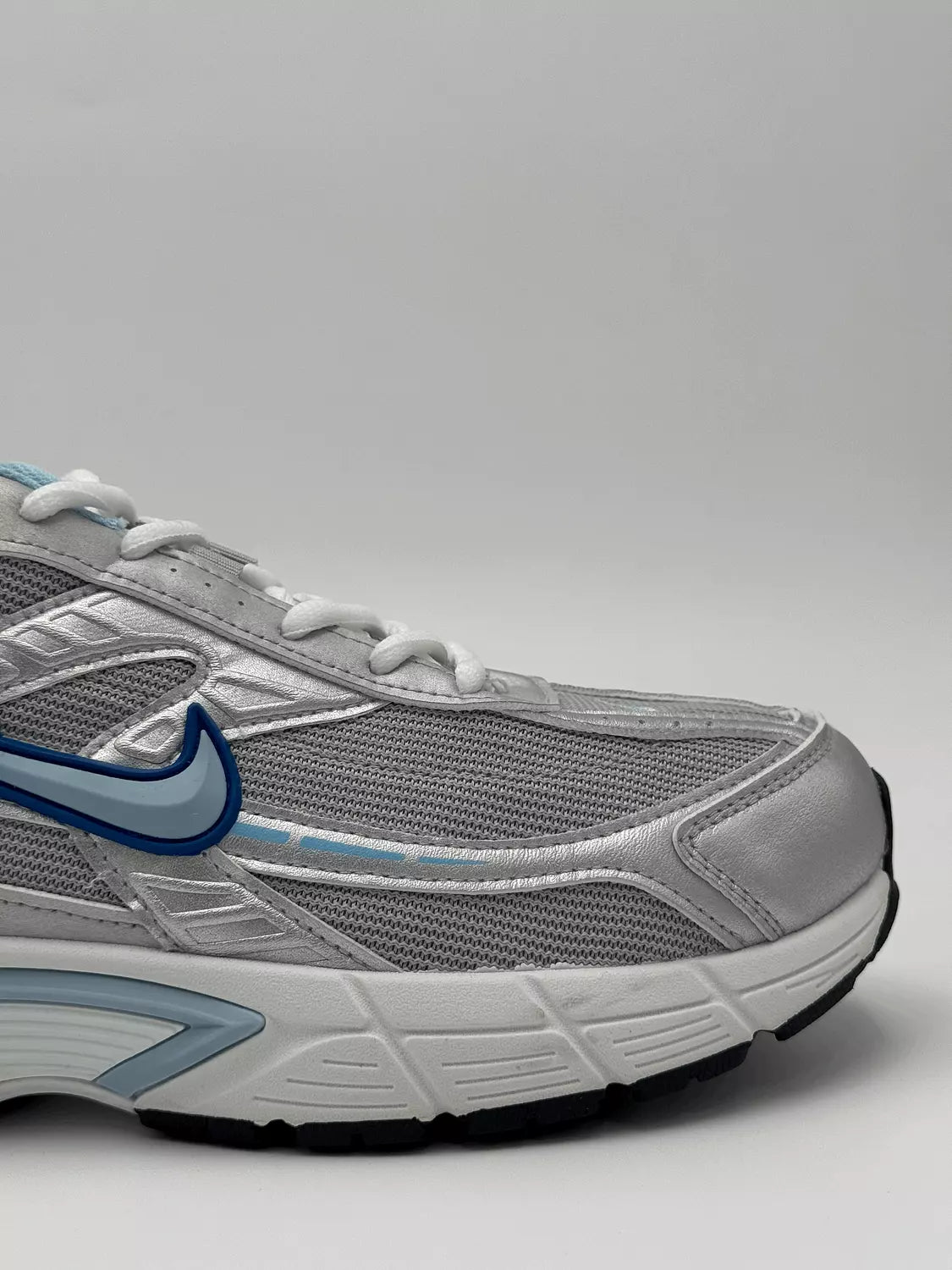 Nike Initiator "metallic silver and ice blue"