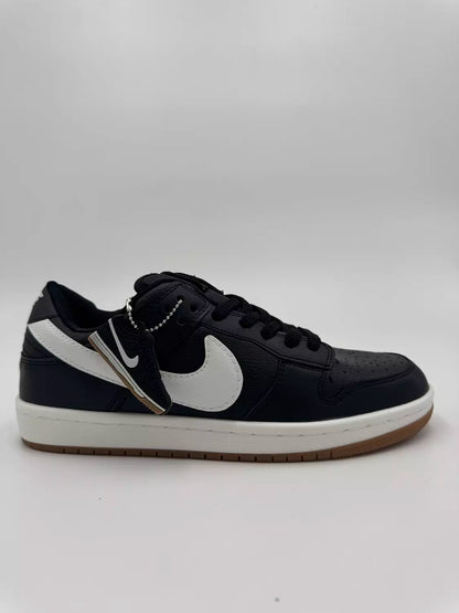 Nike Dunk SB Retro