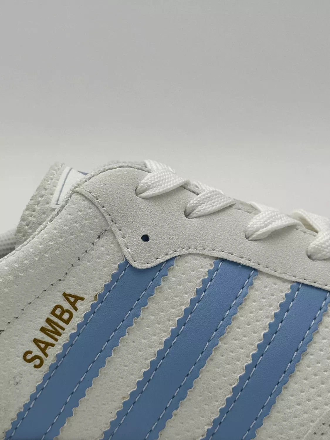 Adidas Samba OG "light blue stripes"