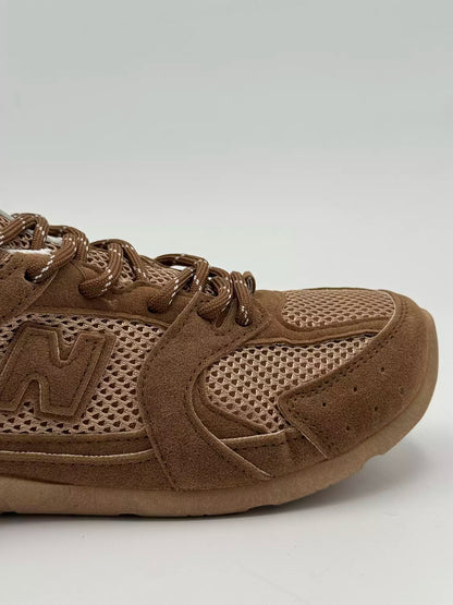 New Balance x Miu Miu 530 (Brown)