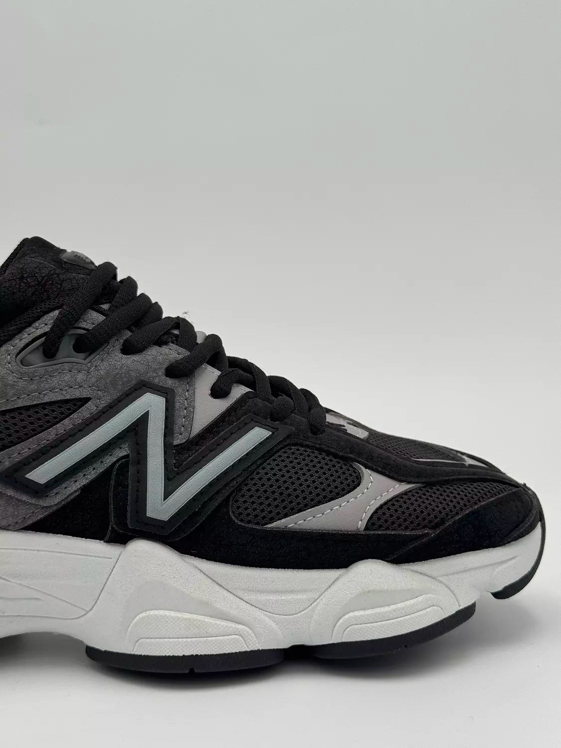 New Balance 9060 "Triple Black"