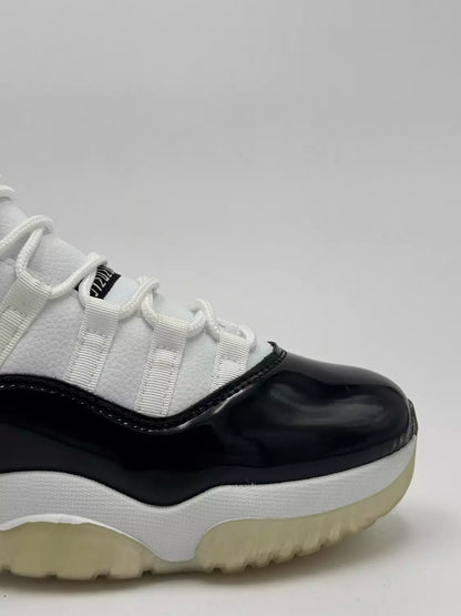 Nike Air Jordan XI (W&B)