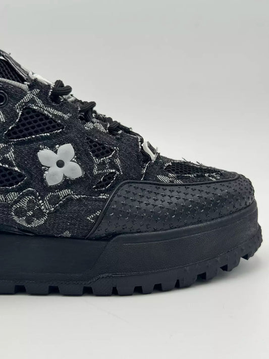 Louis Vuitton Skate (black denim)