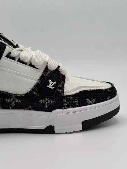 Louis Vuttion Monogram denim (Black)