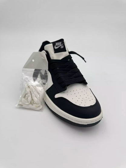 Nike Dunk Panda