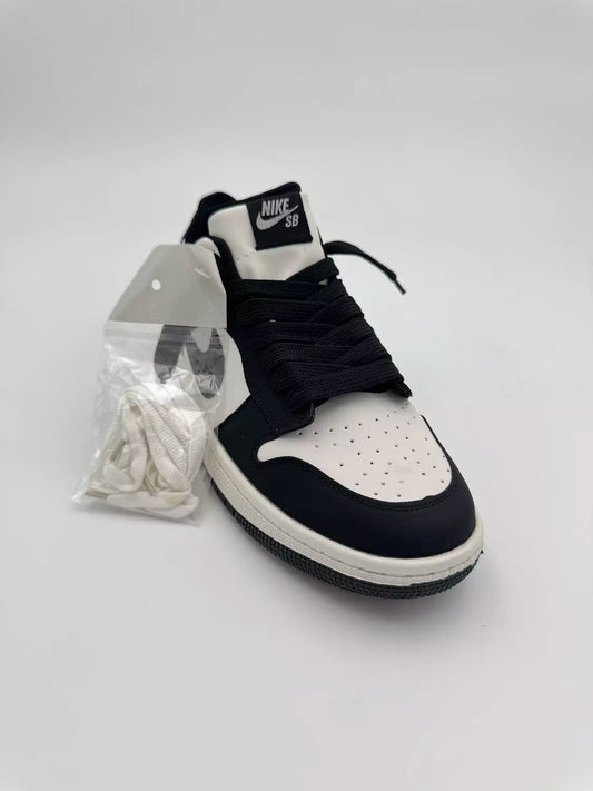 Nike Dunk Panda