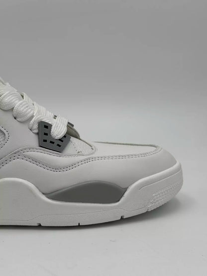 Nike Air Jordan 4 Retro "Oreo"
