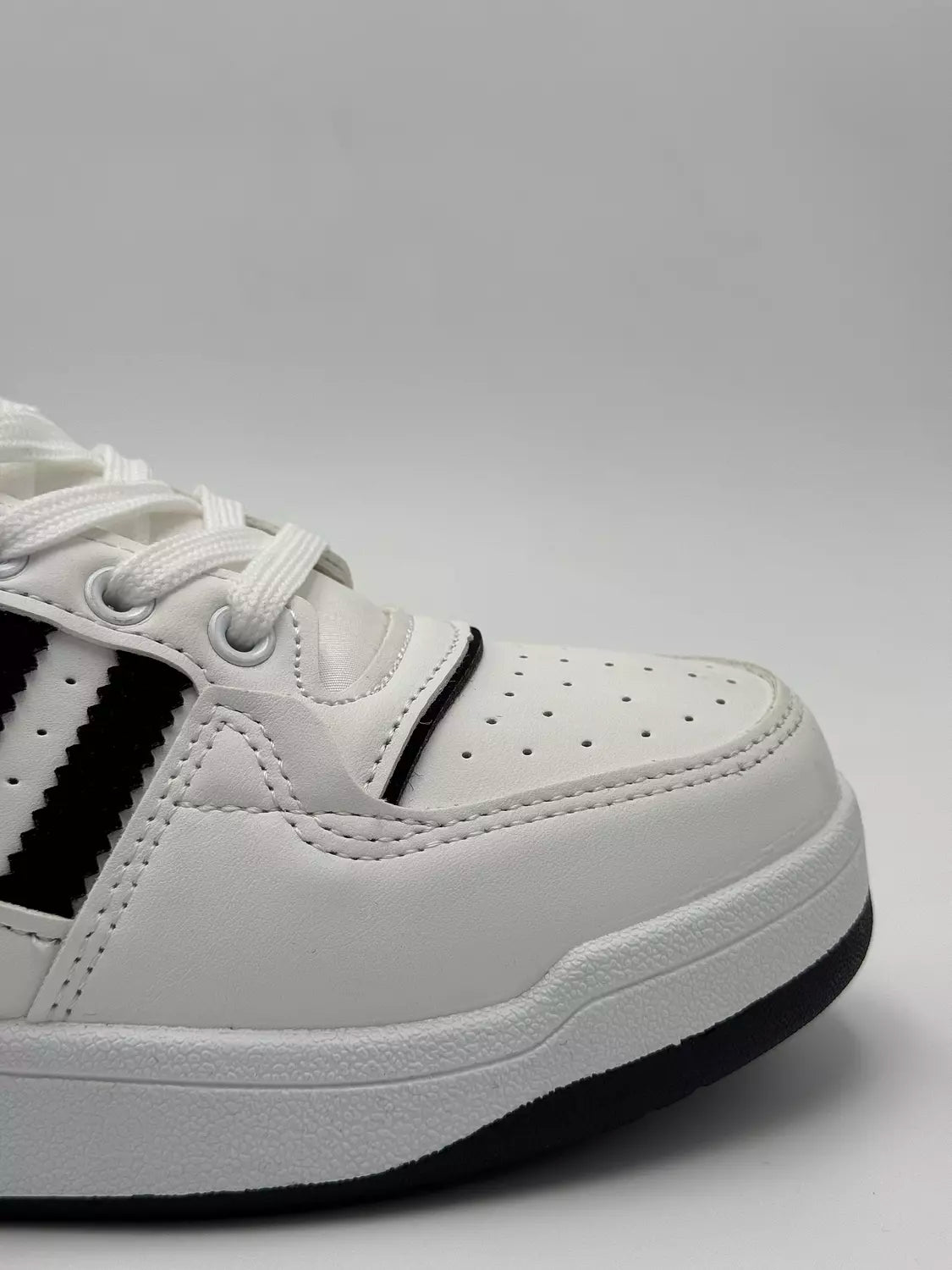 Adidas Forum 84 " black straps"