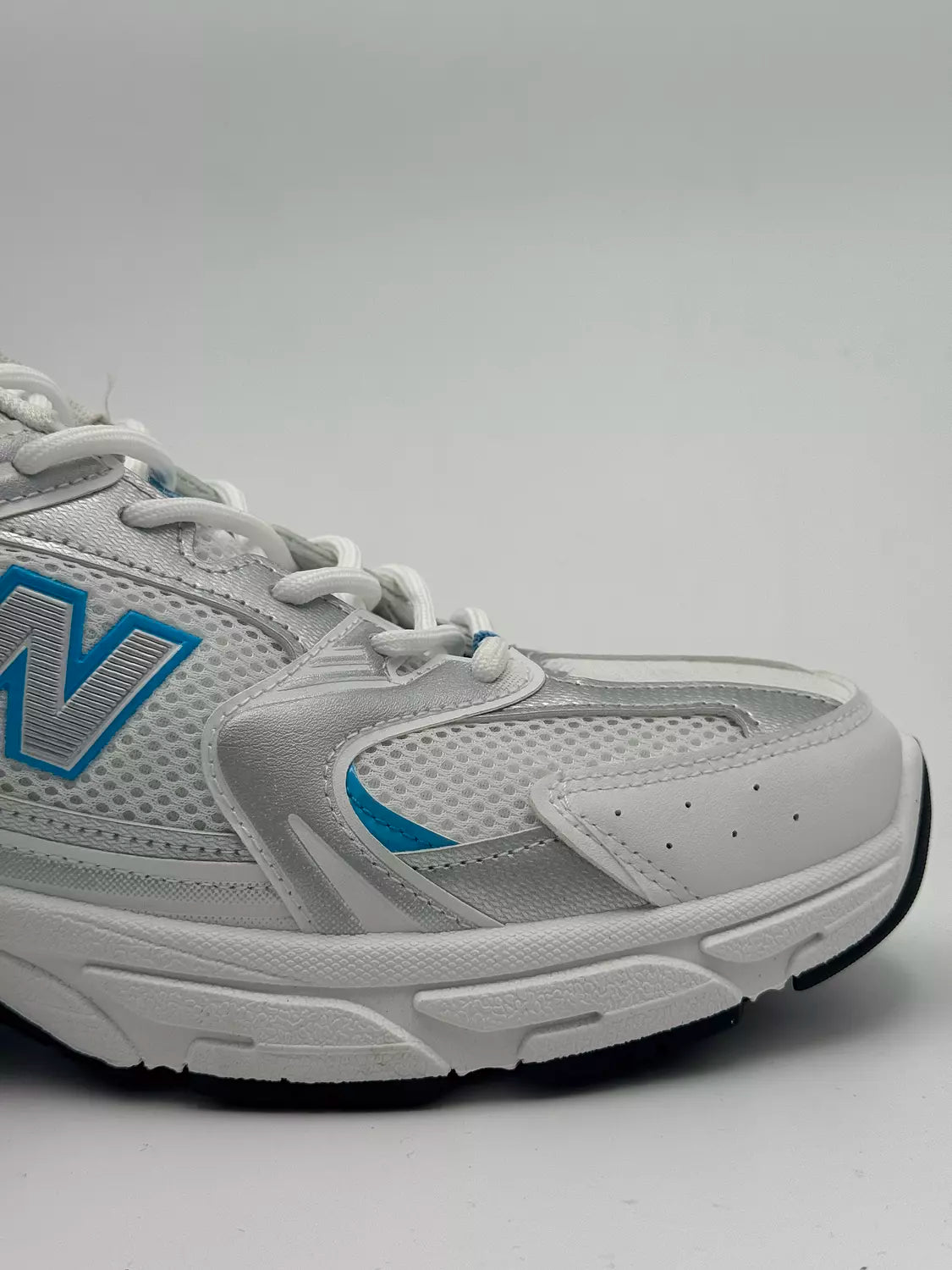 New Balance 530