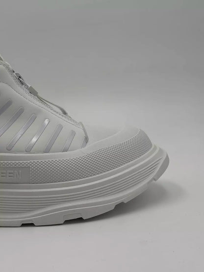 Alexander McQueen Tread Slick (W)
