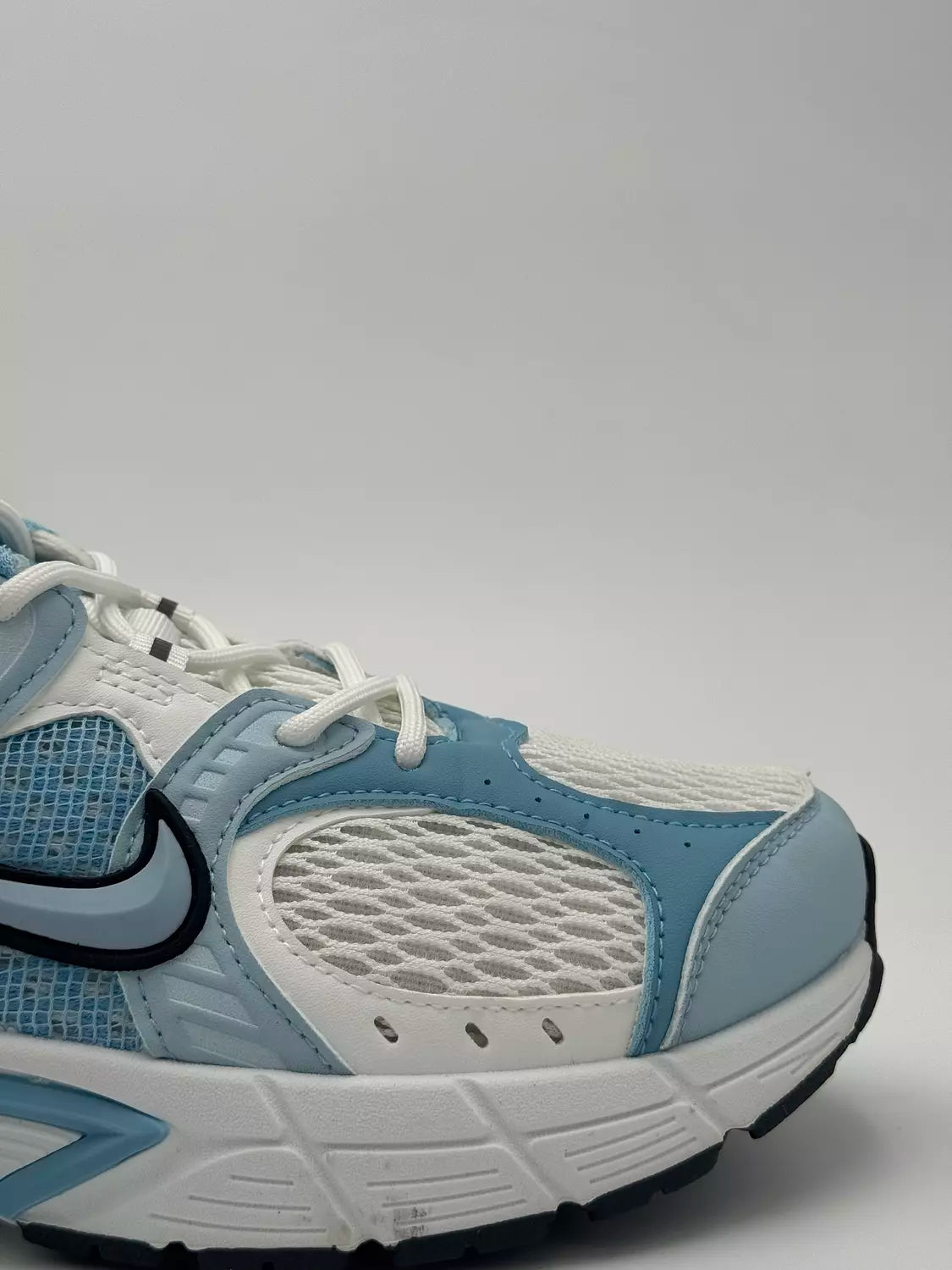 Nike V5 RNR "Psychic Blue colorway"