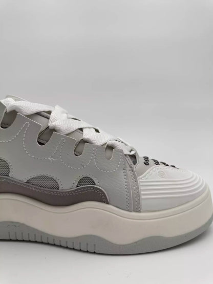 Lanvin Curb