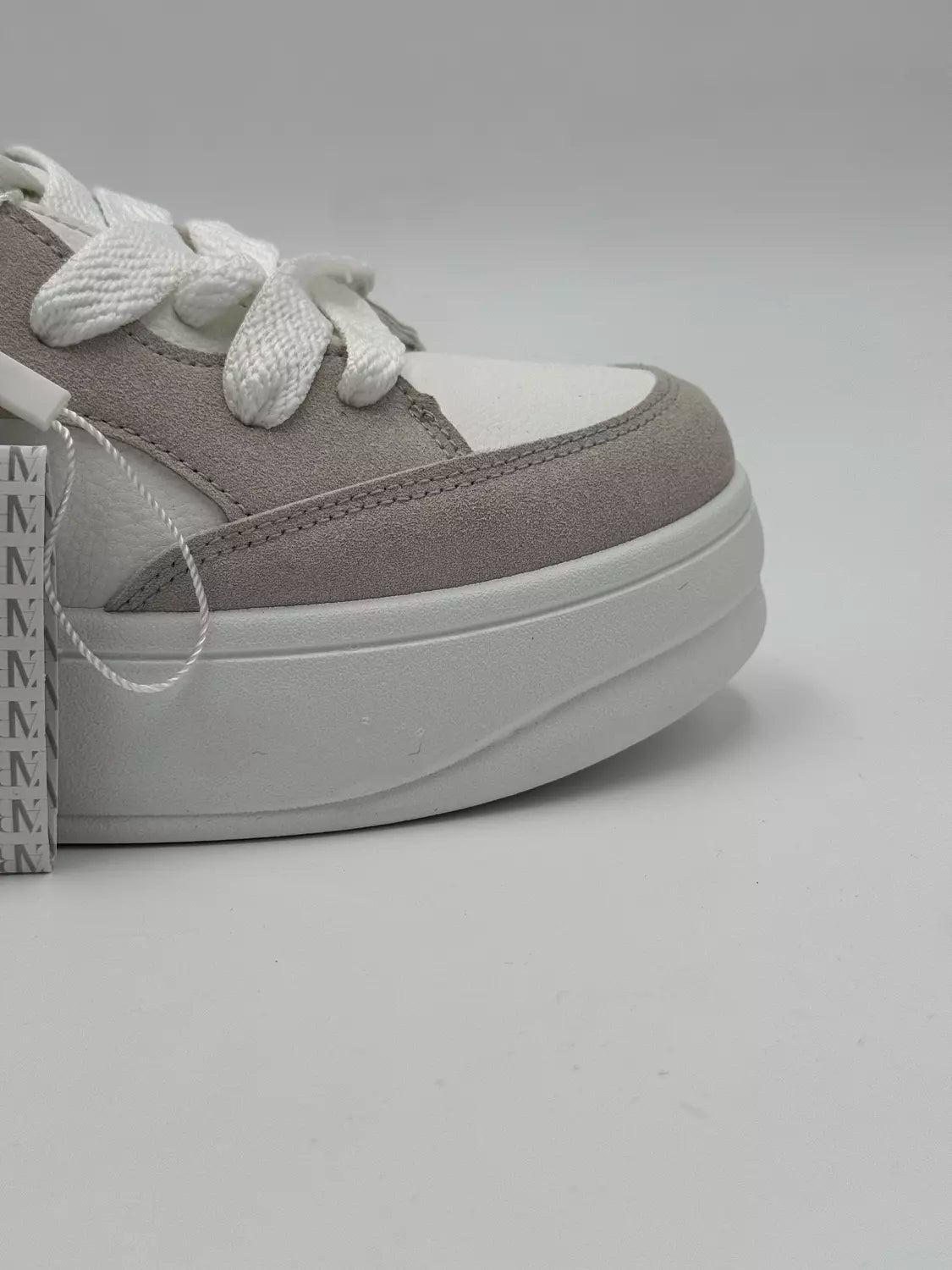 Zara Chunky 220 (white& grey)