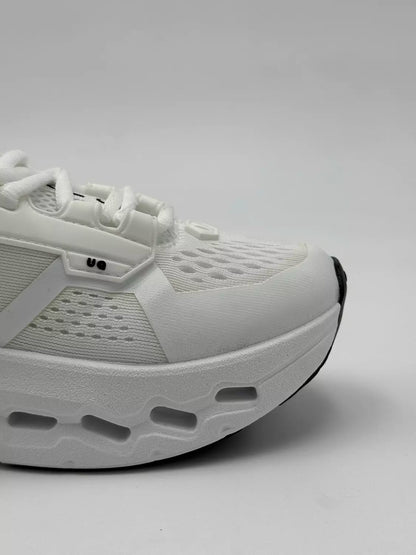 On Cloudrunner 2 (White)