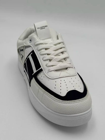 Valentino Garavani VL7N (white)
