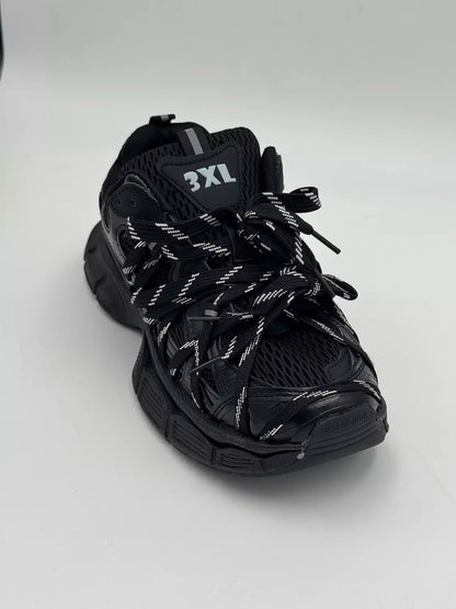 Balenciaga 3XL (black)