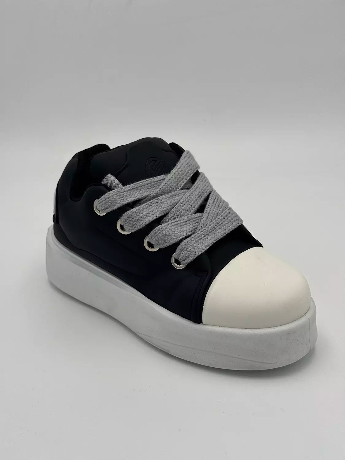 MOREBAI Platform (black)