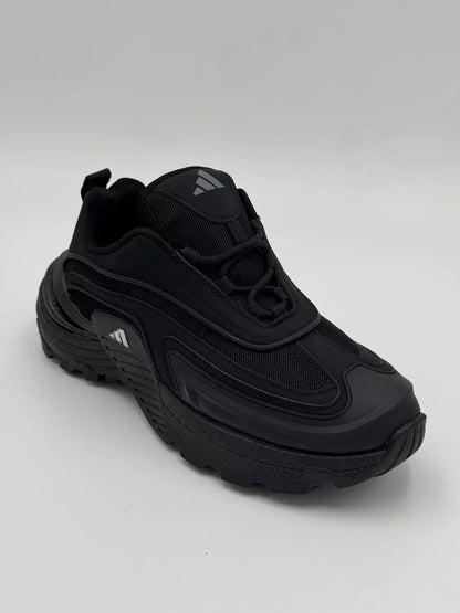 Adidas Wonder Runner (all black)