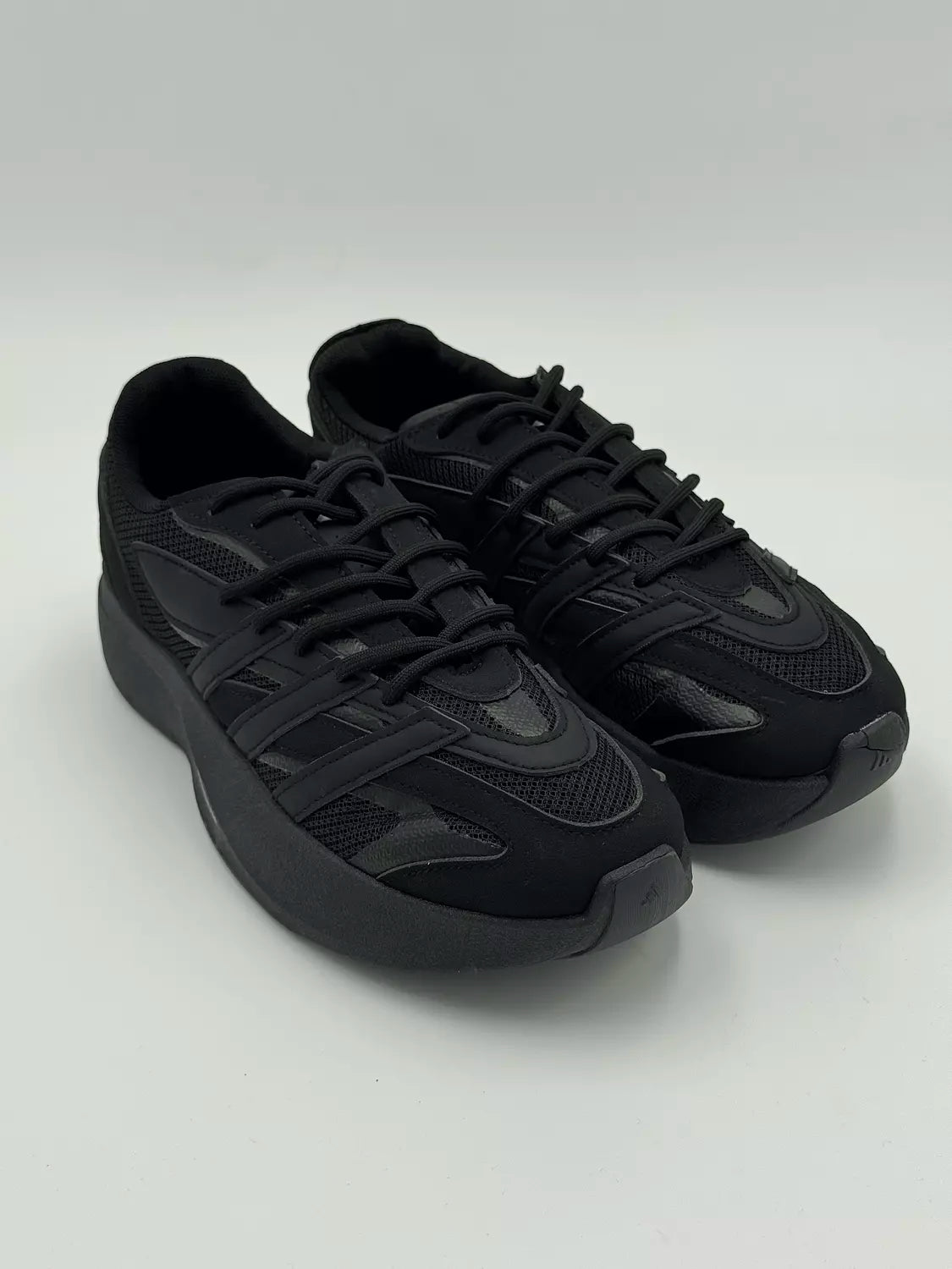 Adidas Lightblaze (Black)