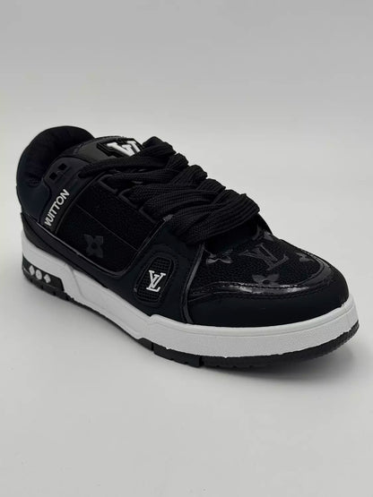 Louis Vuitton Trainer Monogram "Black& White"