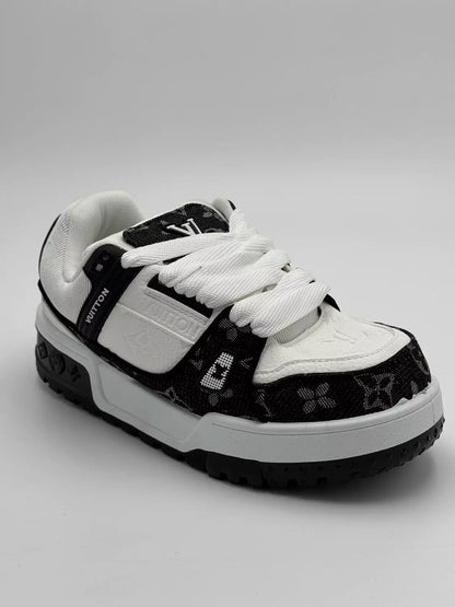 Louis Vuitton Maxi "black tint"
