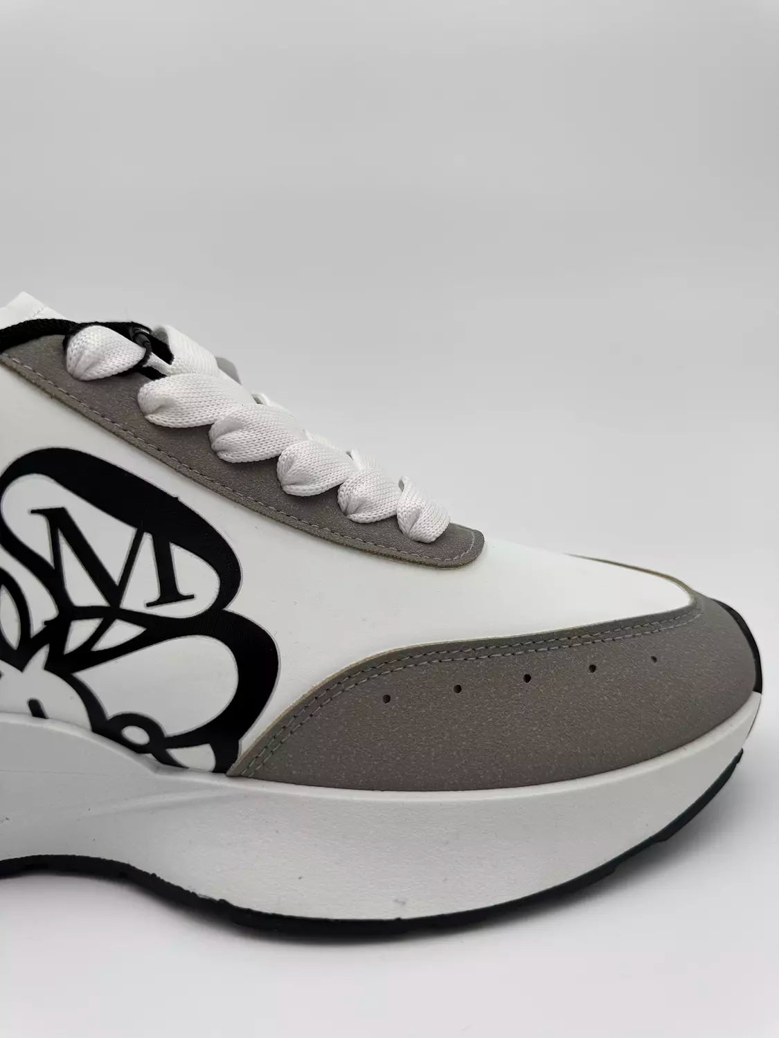Alexander McQueen Sprint Runner