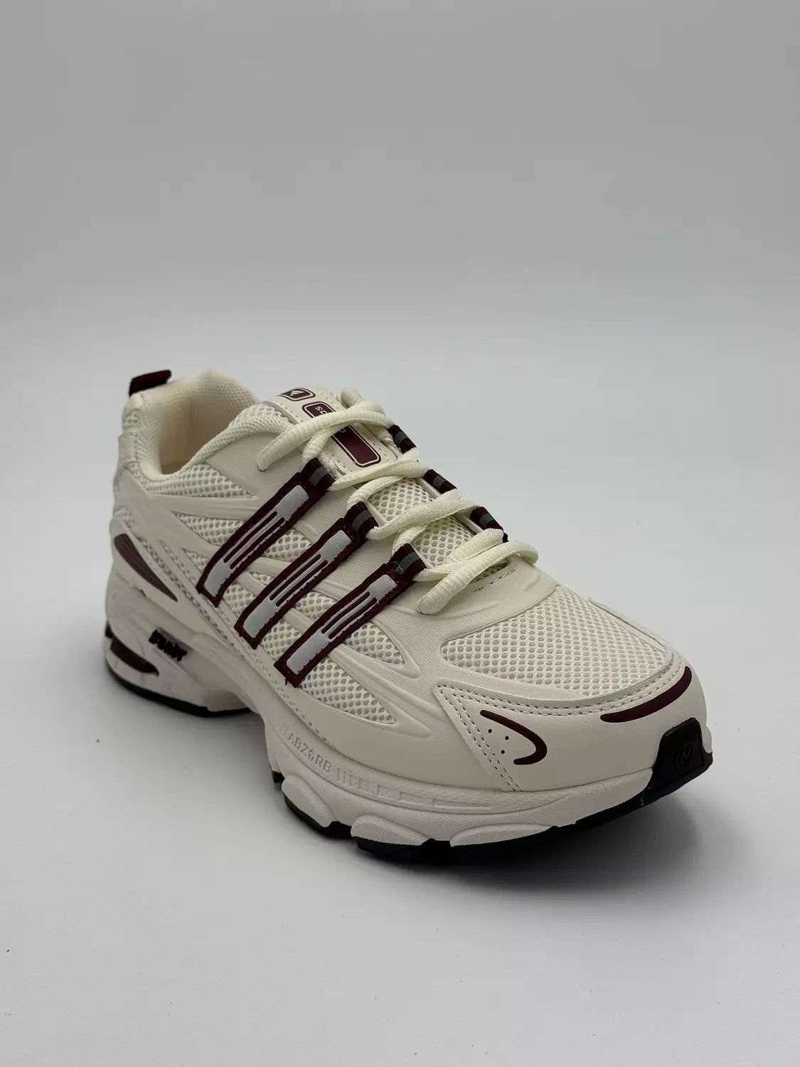 Adidas Adistar Cushion "Creamy"