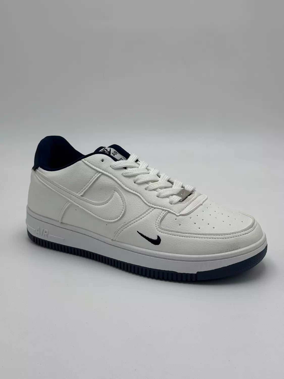 Nike Air Force 1 '07 LV8 "navy tint"