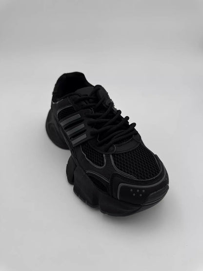 Adidas XLG Runner (Black)