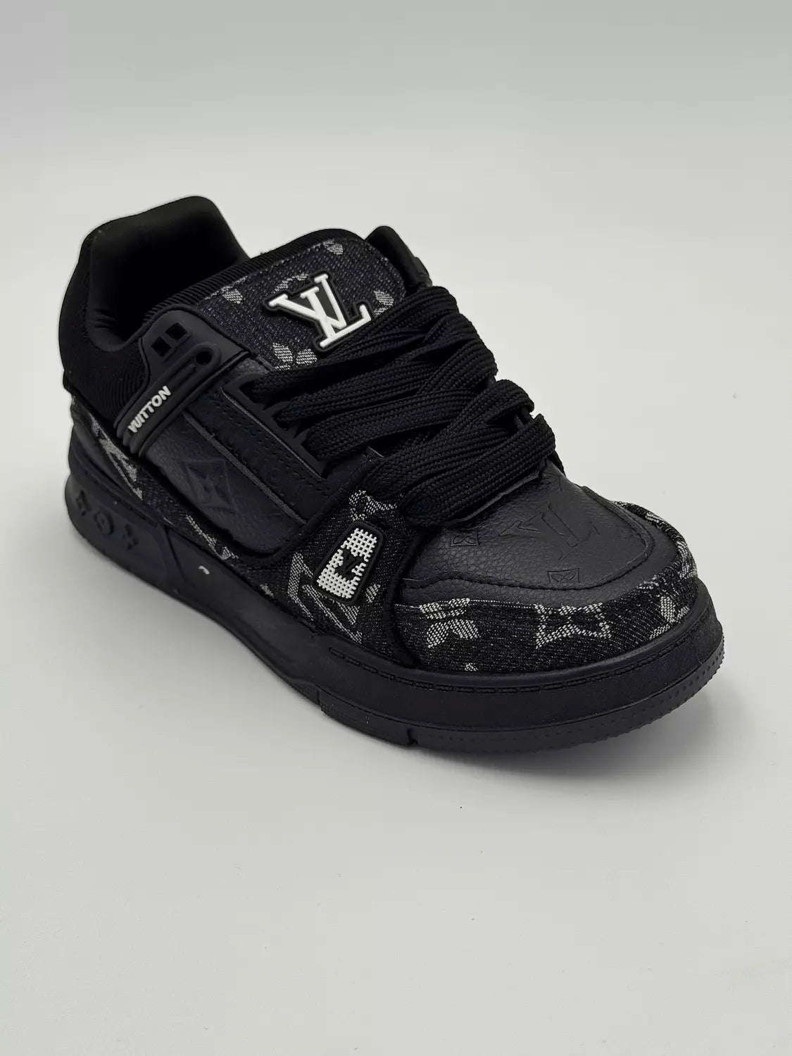 Louis Vuitton LV Trainer "black" (h)