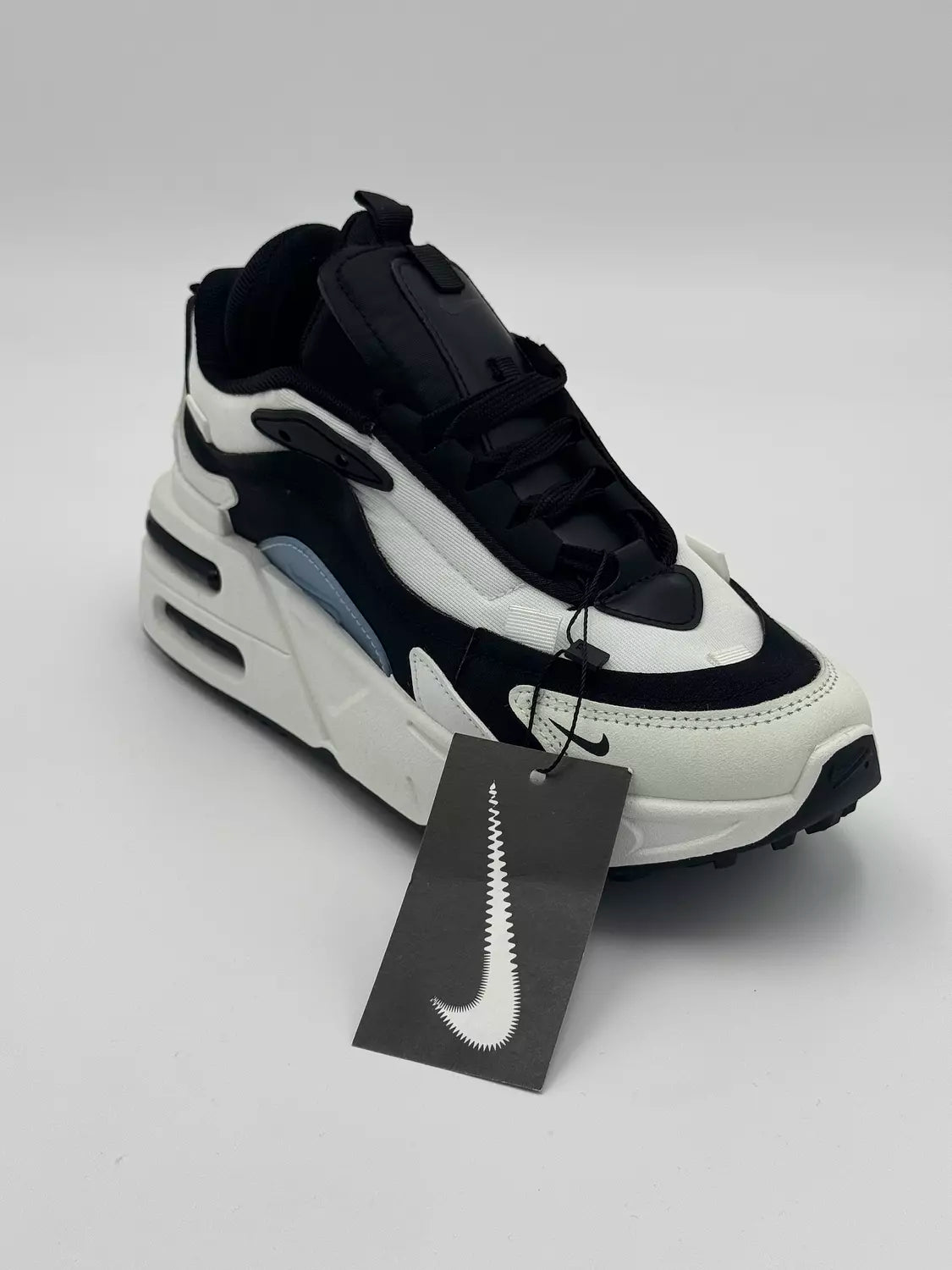 Air Max Furyosa (B&W)