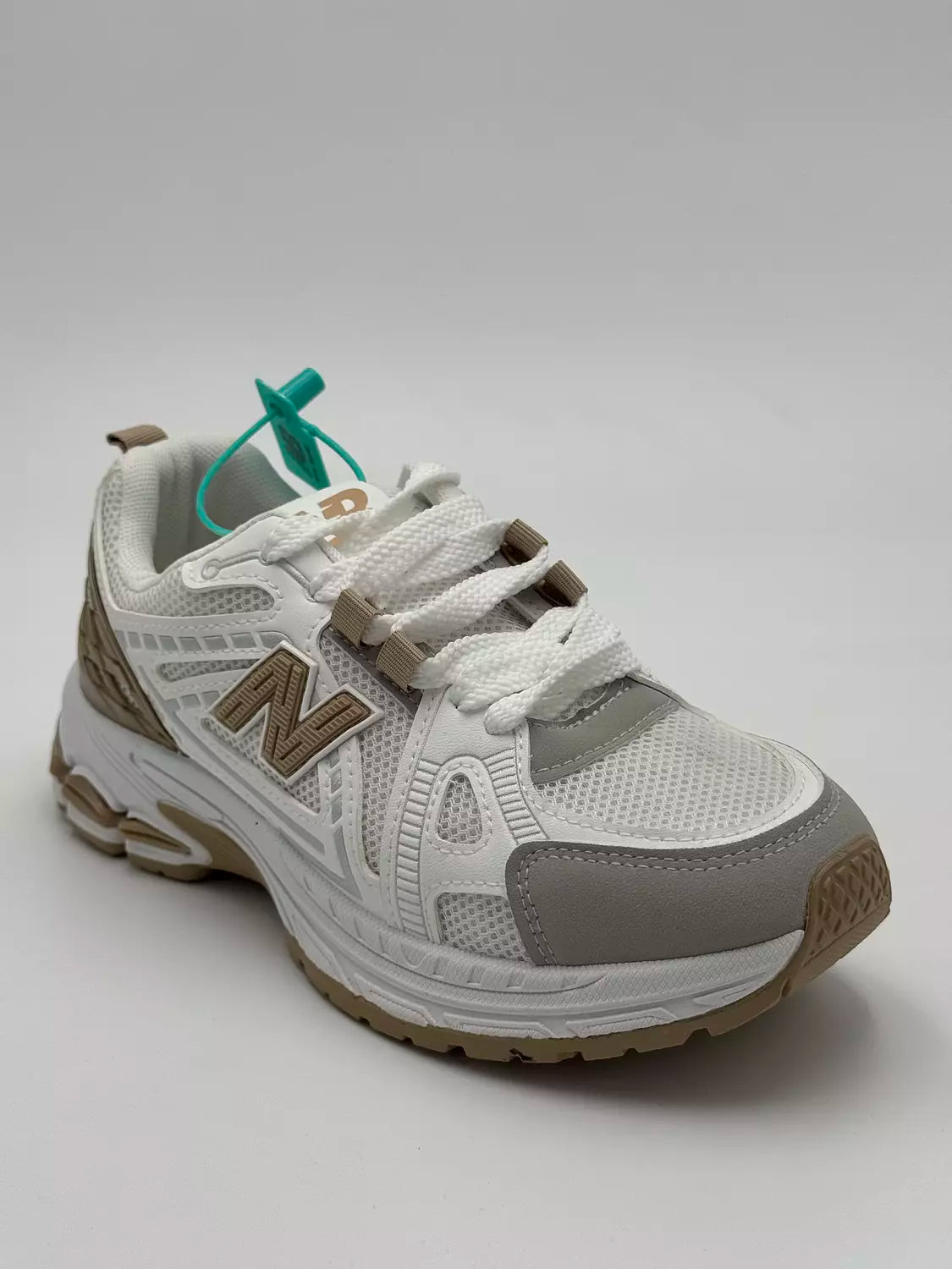 New Balance 1906R "Caramel Accent"