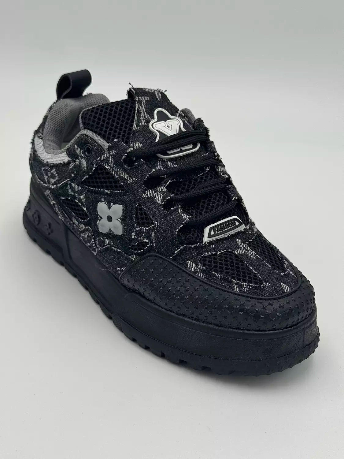Louis Vuitton Skate (black denim)