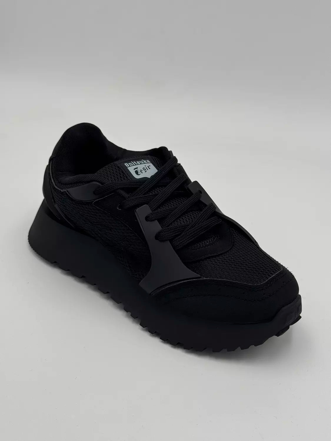 Onitsuka Tiger (black)