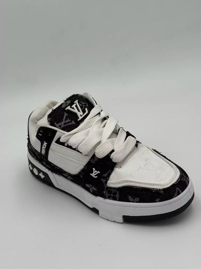 Louis Vuttion Monogram denim (Black)