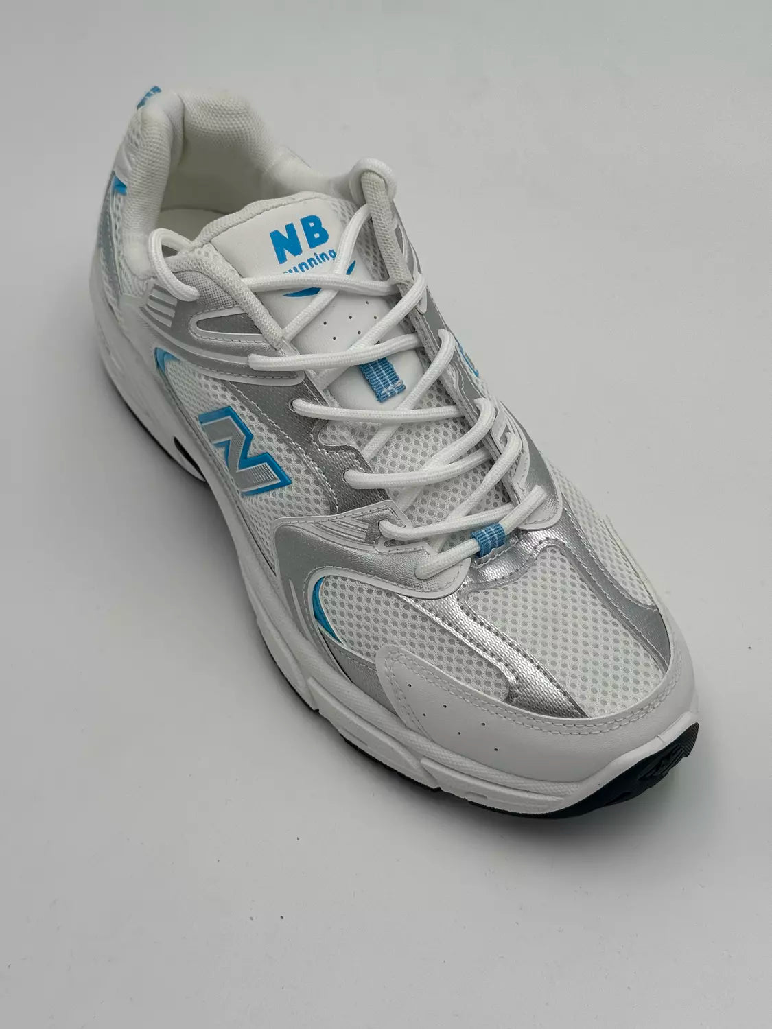 New Balance 530