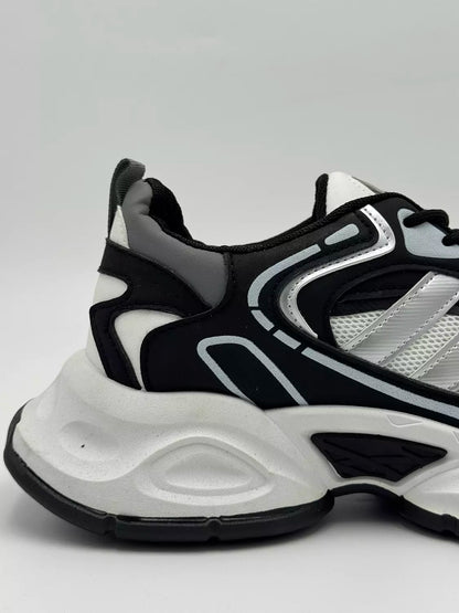 Adidas XLG Runner Deluxe (BXWXS)