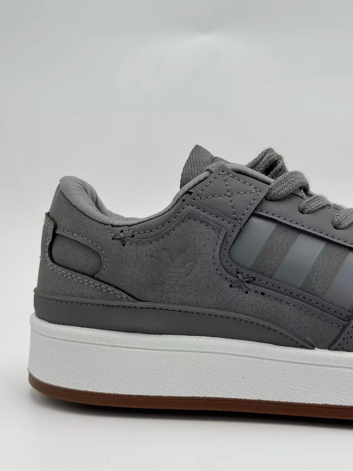 Adidas Forum 84 (grey)