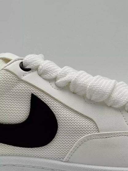 Nike Adversary "white"