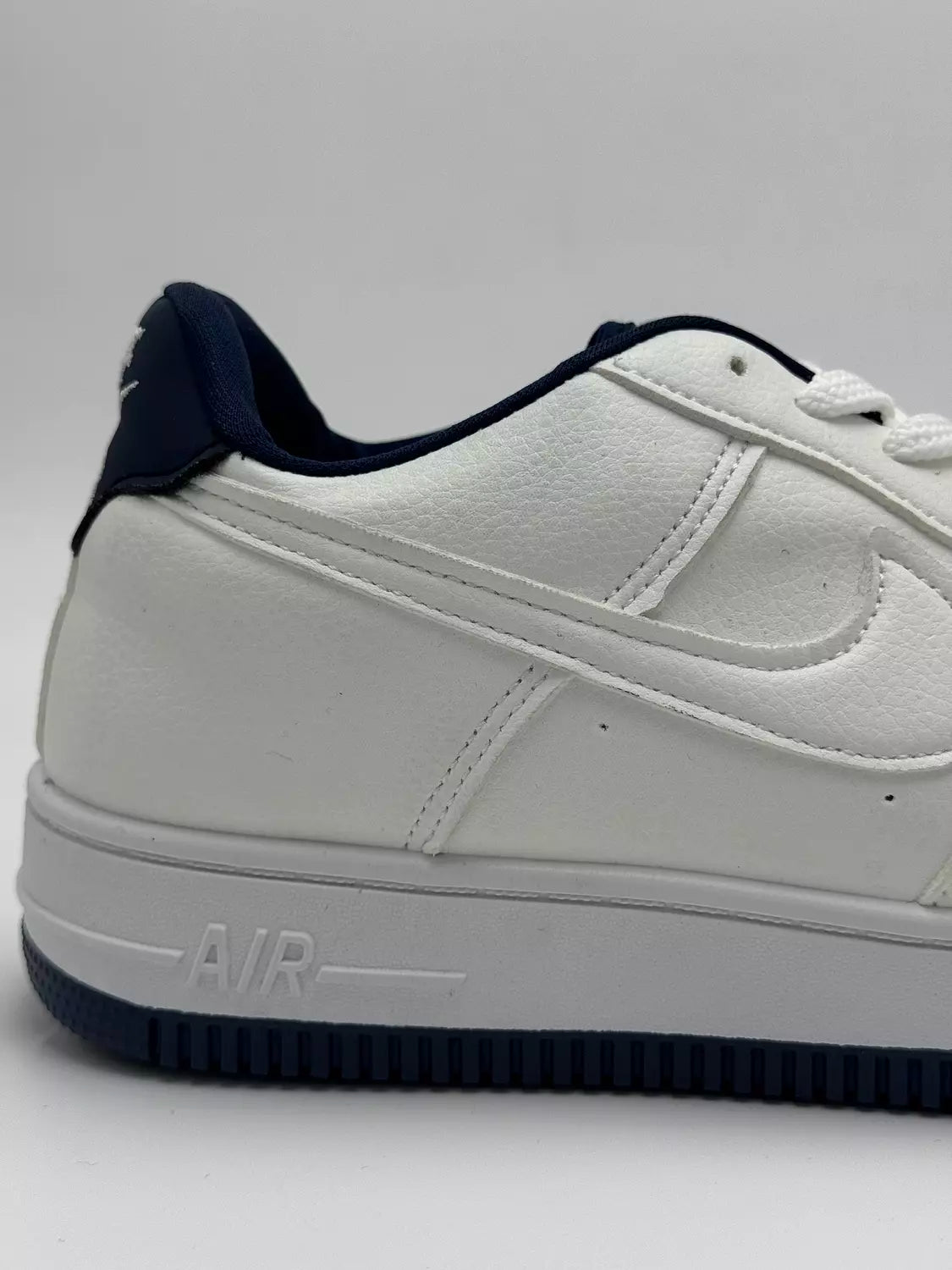 Nike Air Force 1 '07 LV8 "navy tint"