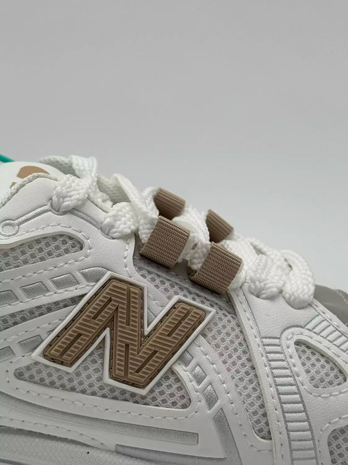 New Balance 1906R "Caramel Accent"