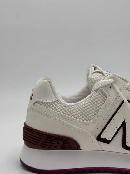 New Balance 574 (burgundy)