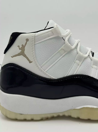 Nike Air Jordan XI (W&B)