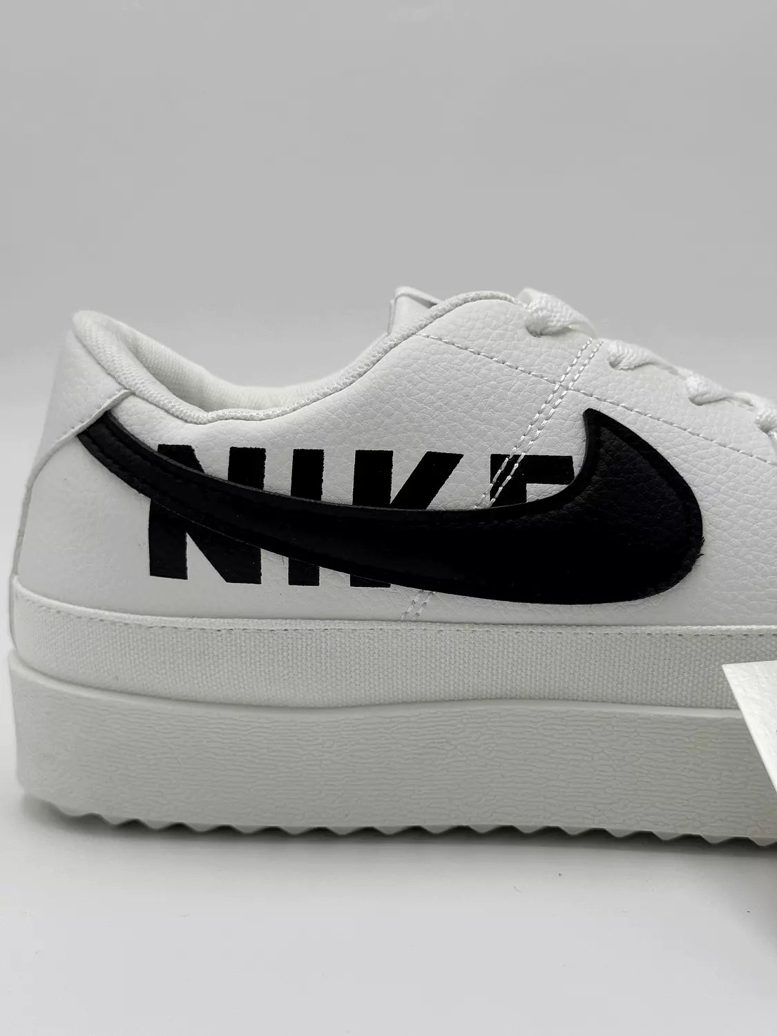 Nike Blazer Low '77 VNTG "black swoosh"