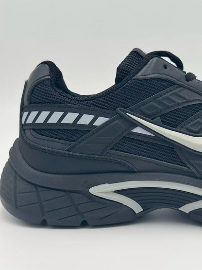 Nike Initiator (black)