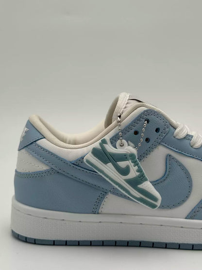 Nike SB Dunk "baby blue"