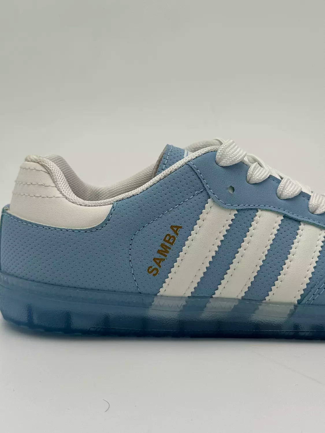 Adidas Samba OG (baby blue)